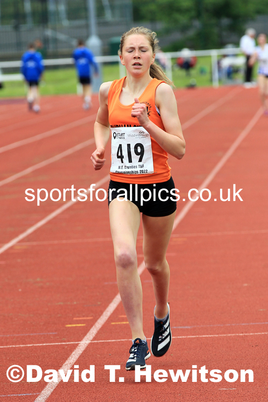 Women and Girls 1500 metres, 2022 North Eastern Track and Field Champs., Middlesbrough. David T. Hewitson/Sports for All Pics